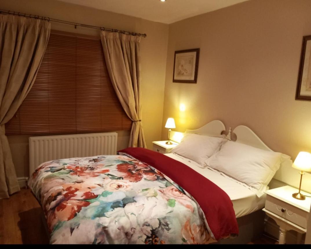 Mels Accomodation Letterkenny Ngoại thất bức ảnh